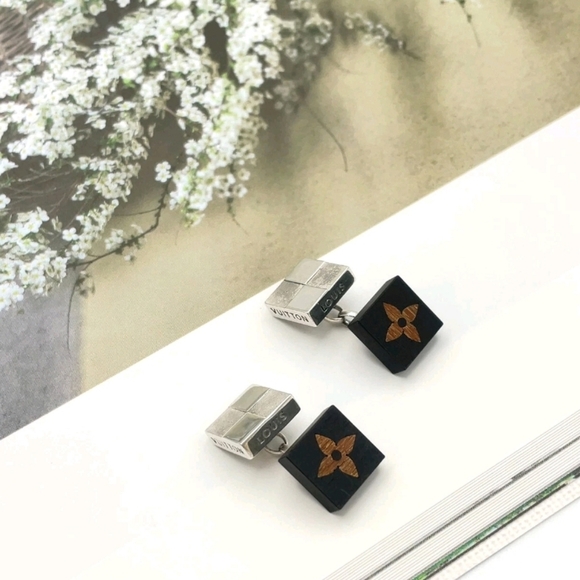 Louis Vuitton Damier Wood Monogram Cufflinks W/Box - Picture 12 of 16